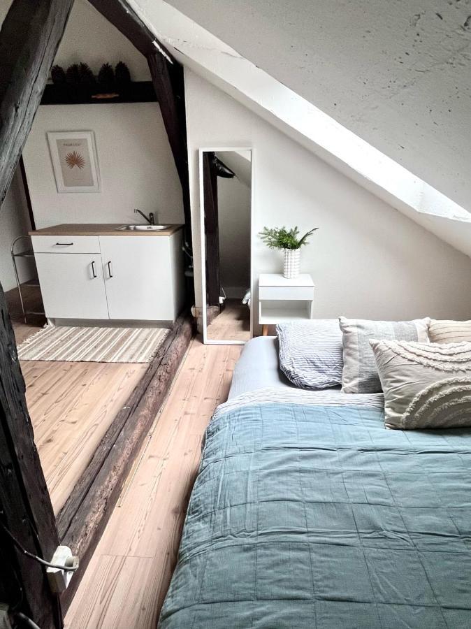Loft Apartment Close To Metro Palmovka Прага Экстерьер фото